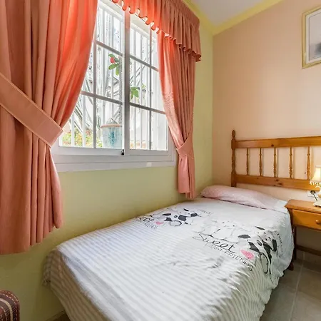 Luxury With Garden Views *